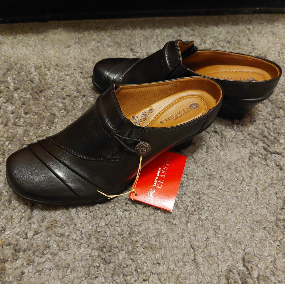 Earth shoe 8